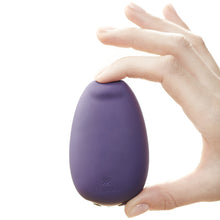 Load image into Gallery viewer, Je Joue Mimi Soft Clitoral Vibrator